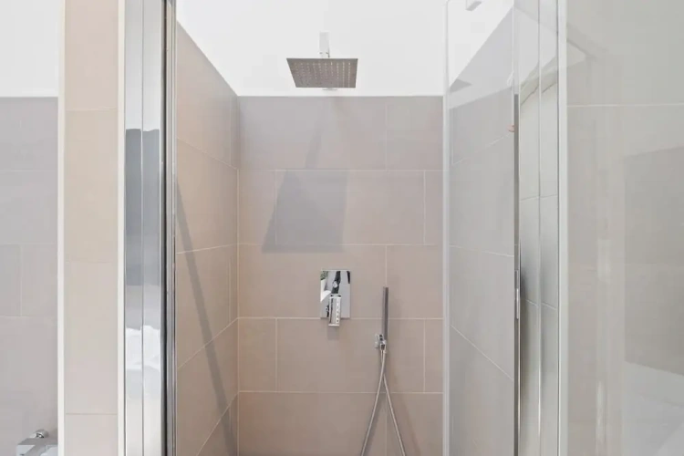 2 Bedrooms Duplex Apartment