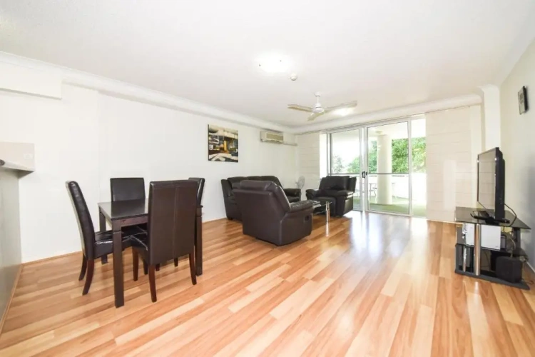 1 Bedroom Apartment with balcony and with view