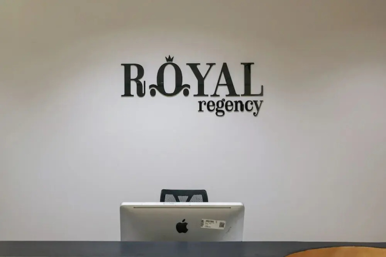 Royal Regency Hotel EG