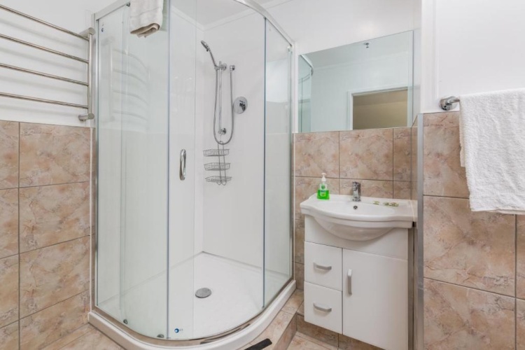 1 Bedroom Suite