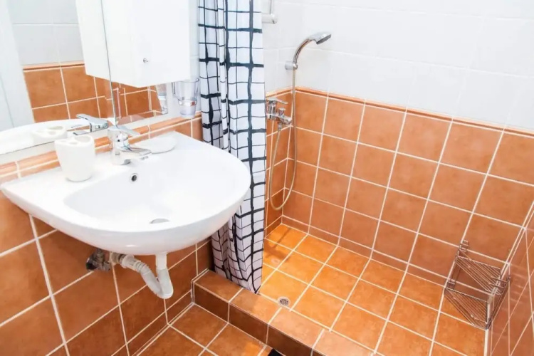 Centrally Located Studio In Athens