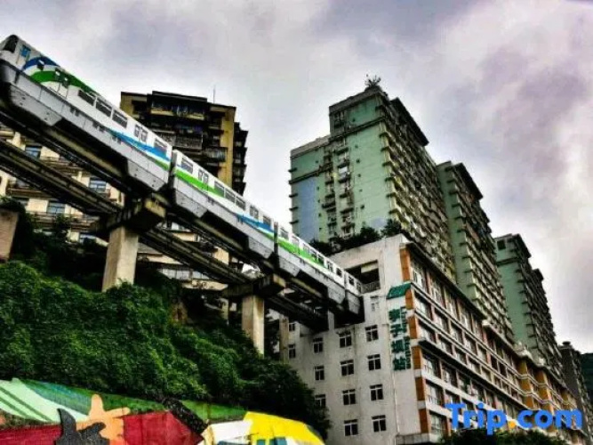 Green Hotel