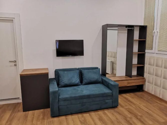 3 Rooms Hotel