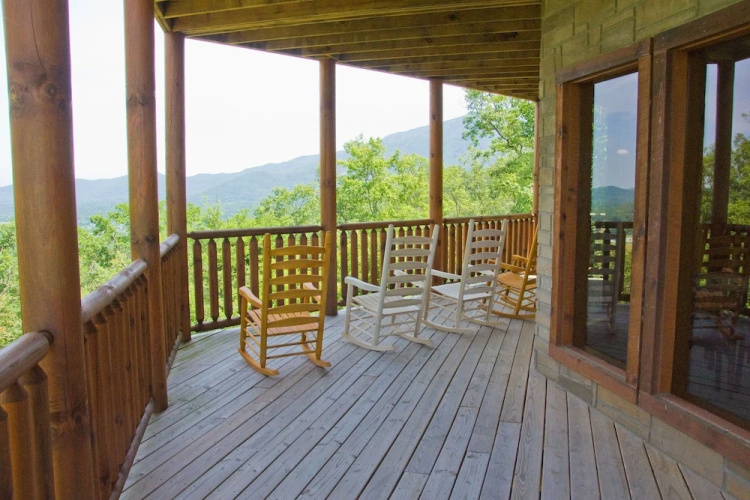 PARADISE FOUND - 3 Br Cabin