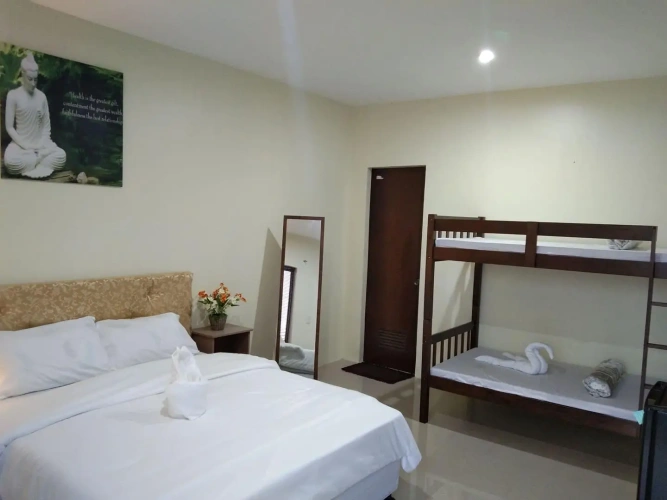 Standard Quadruple room