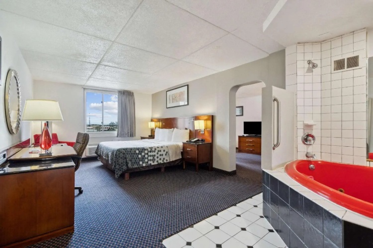 Quality Inn & Suites Waterloo-Ia (us)