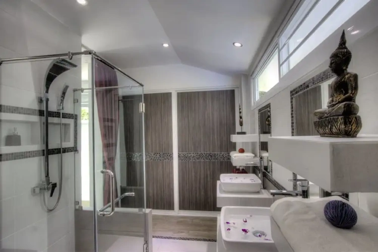 3 Bedrooms Deluxe Villa with pool view