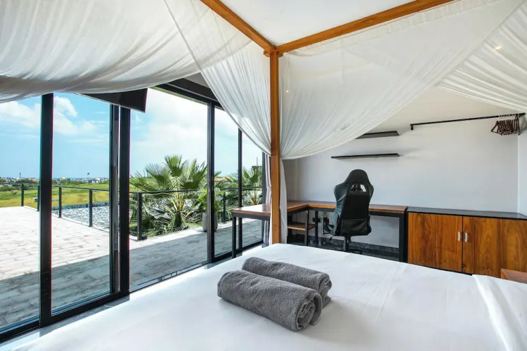 Villa MJ Modern 4BR with Pool & Rooftop