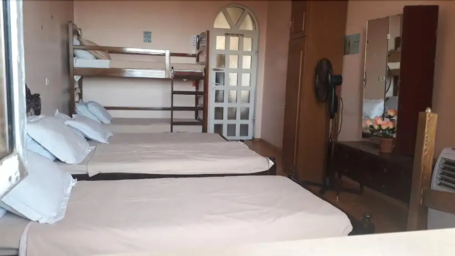 Shamrock Hostel 18