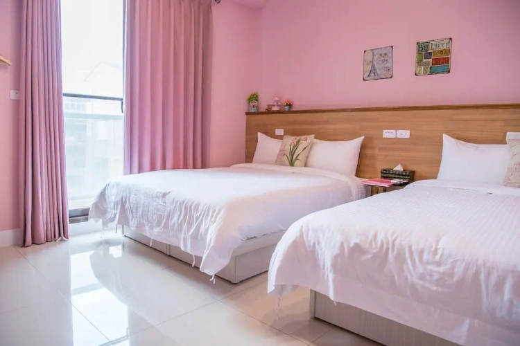 Standard Quadruple room with balcony