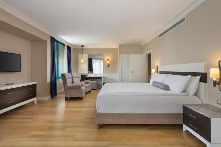 Lale Suite