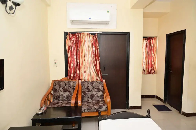 Hotel Dhayalan