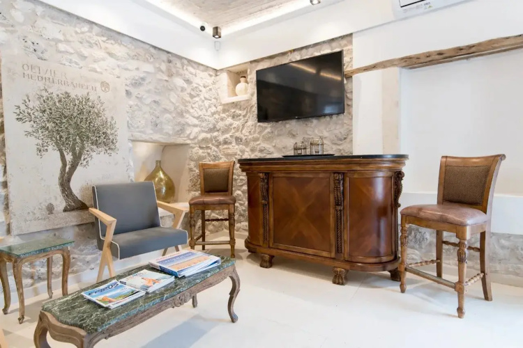 The Well Parga