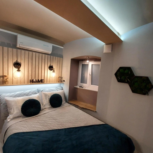 Modern&Private,Main Square-4Min Walk,Chic Apt 2