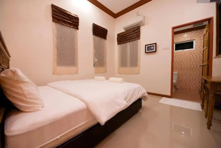 Pak Raja Villas