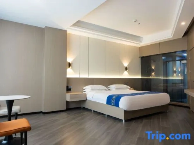 Double Suite with view