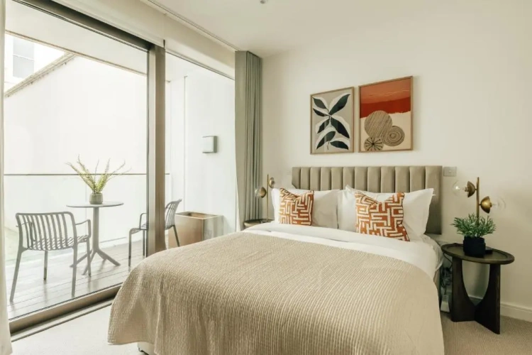 2 Bedrooms Deluxe Basement Apartment