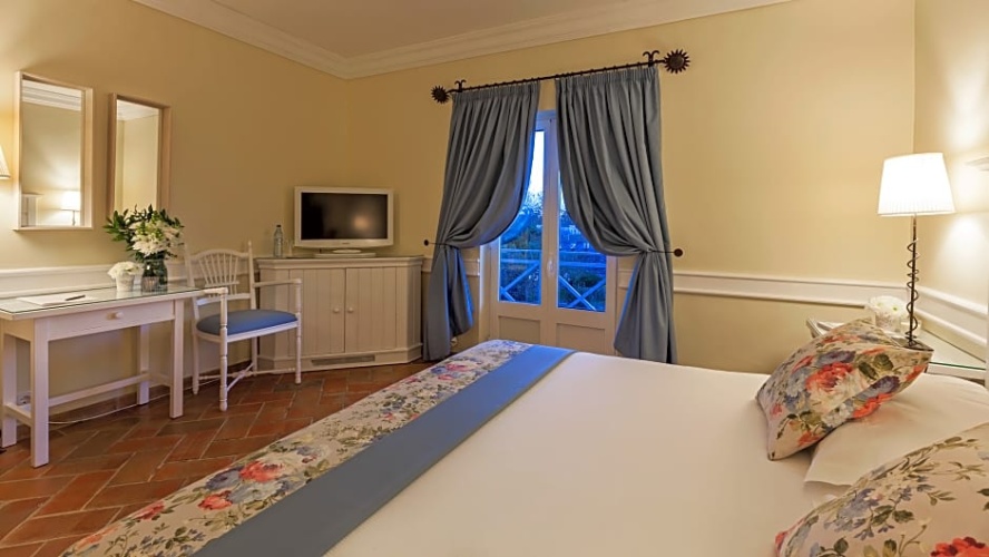 Classic Double room with view