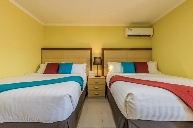 Rooi Santo Apartments