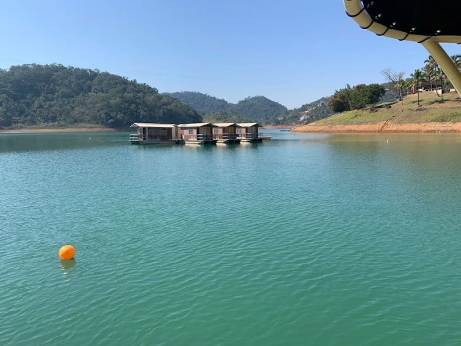 Float Inn