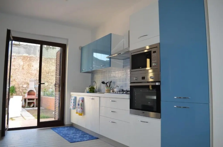 3 Bedrooms Cottage