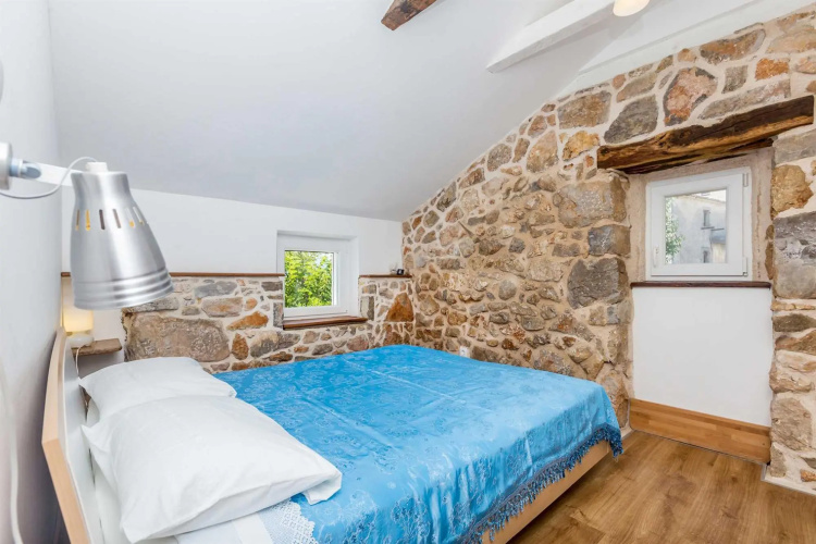 Holiday House Lara 04401