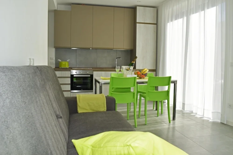 2 Bedrooms Basement Apartment