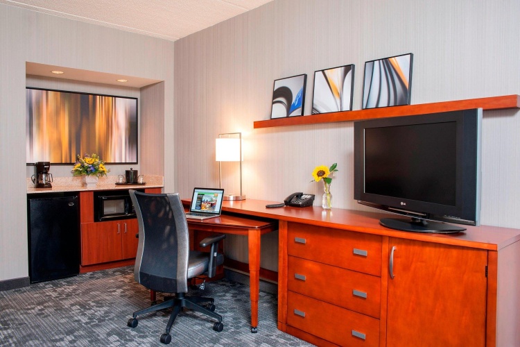 Quadruple Suite