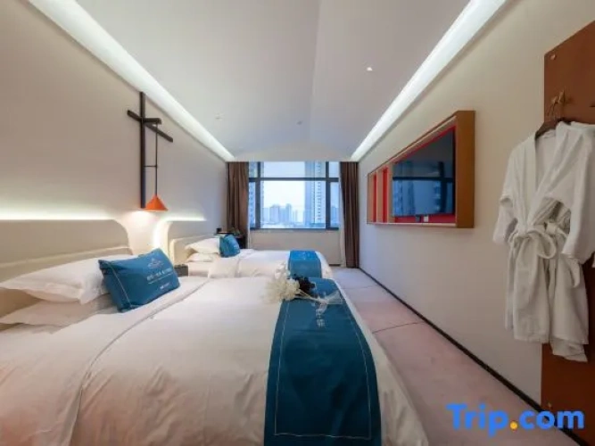 Luxury Twin room