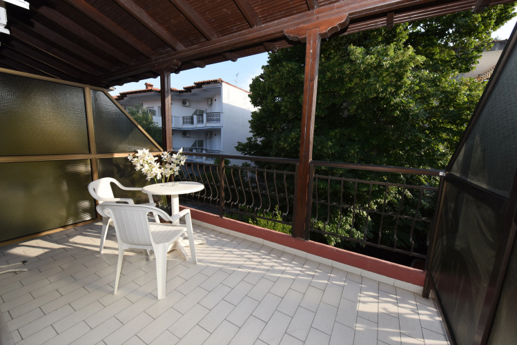 Pelli Hotel