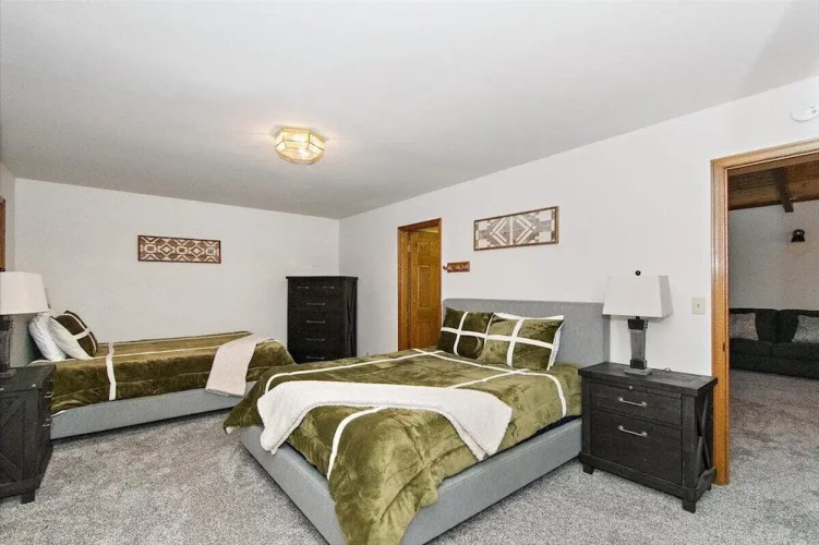 Summit Lodge 2