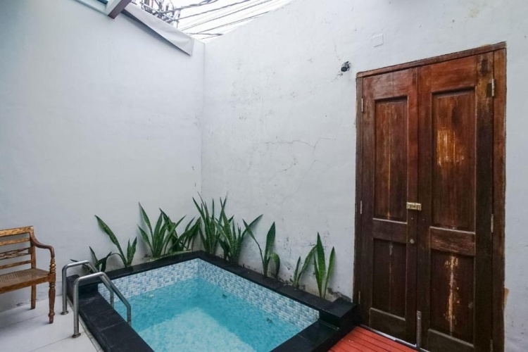 Standard Villa
