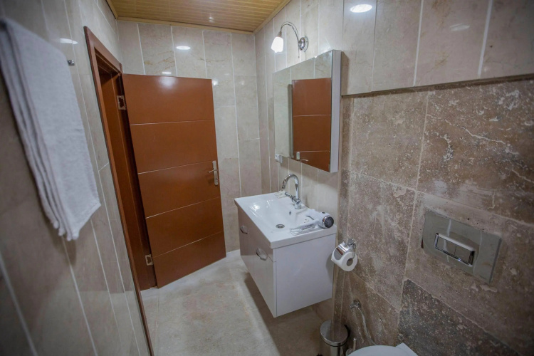 Capiedra Hotel