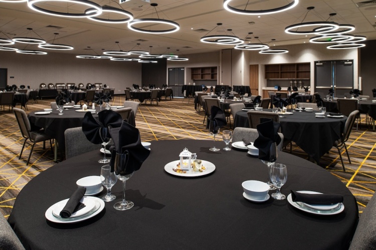 Holiday Inn & Suites Idaho Falls photo 38