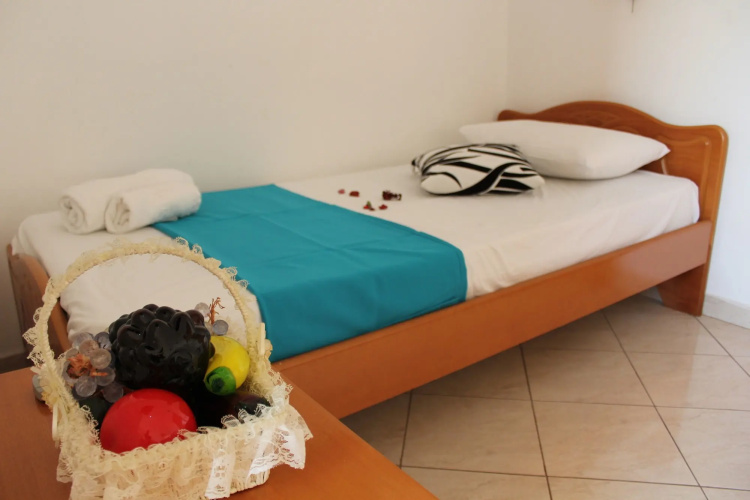 Hotel Holiday