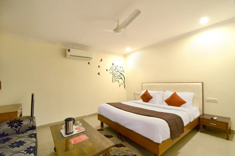 Hotel Golden Inn