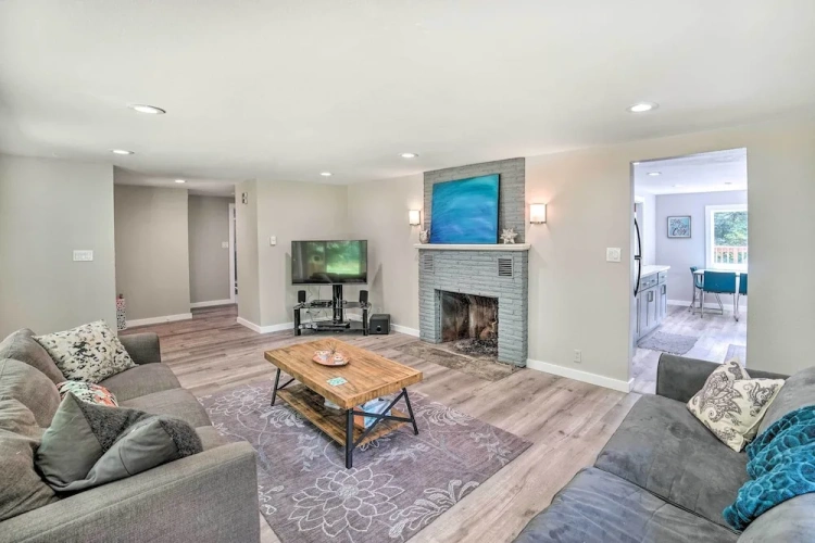 3 Bedrooms Cottage