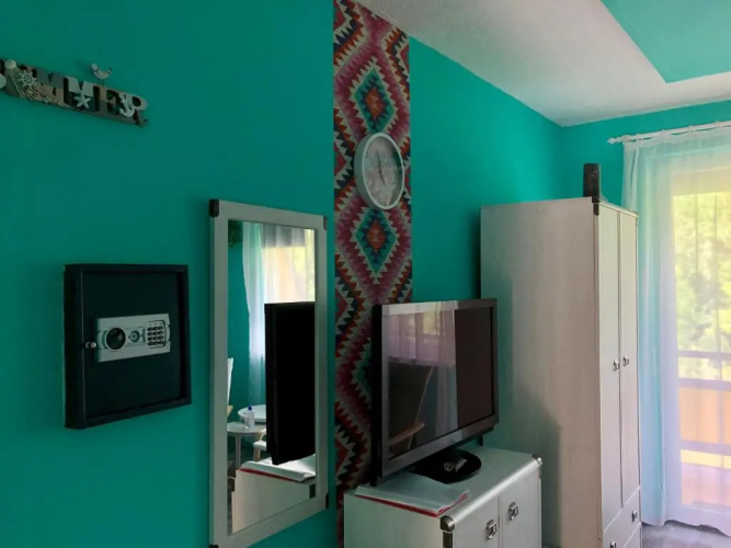 ÉVA apartman, Helikon-liget