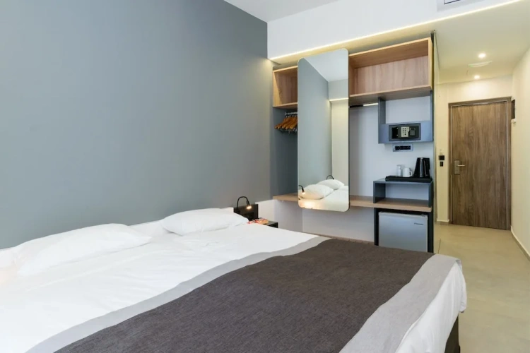1 Bedroom Standard Triple room with balcony