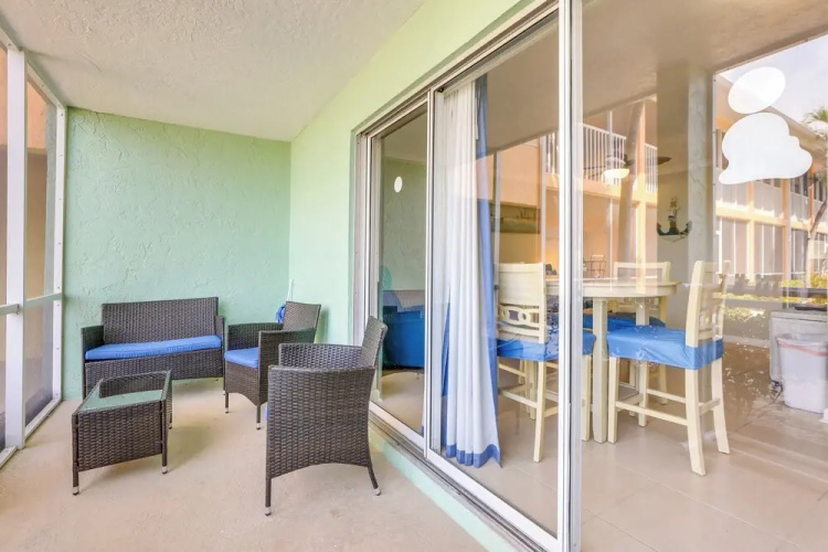 Gulf Getaway With Porch + Direct Beach Access!