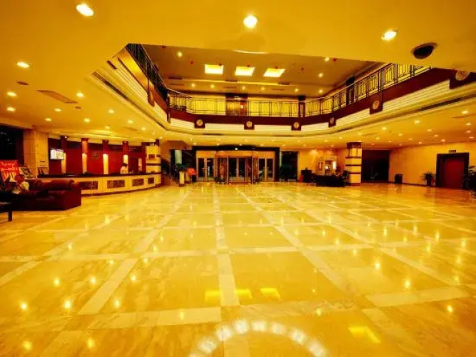 Hua Qiao Hotel