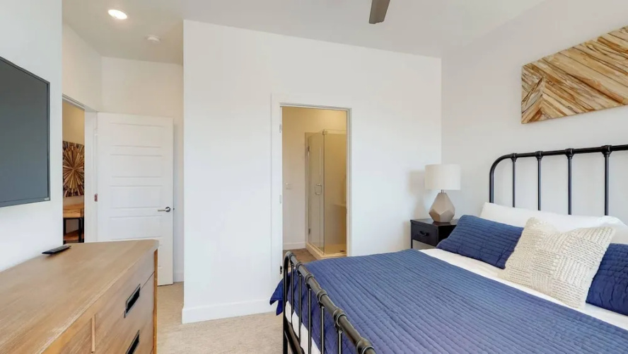Aloft Living #18