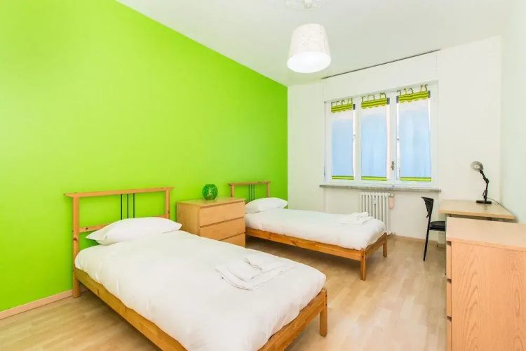 Mm Dante Colorful Apartment