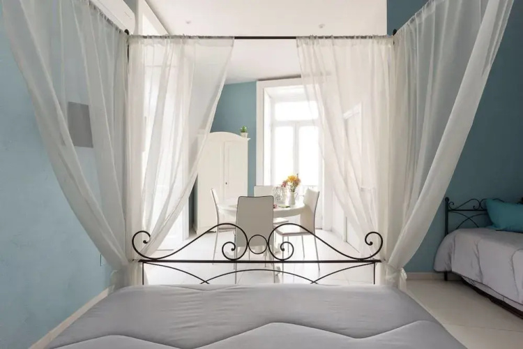 B&B Rosaroll