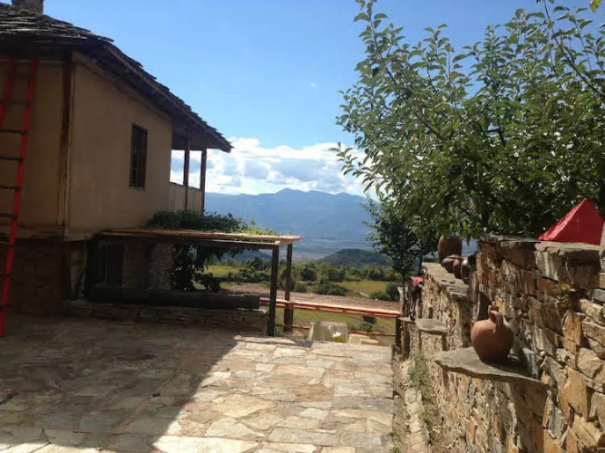 Dimmi House