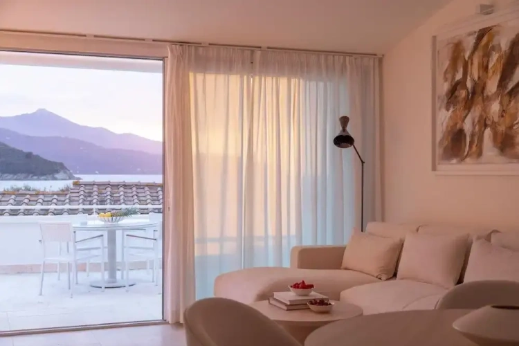 Executive Suite with sea view