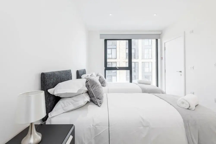 Emerald Apartments London