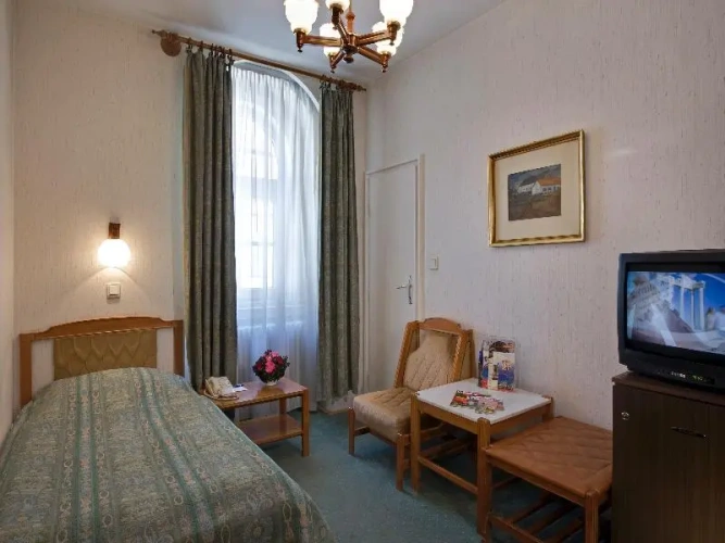 Standard Single room with balcony