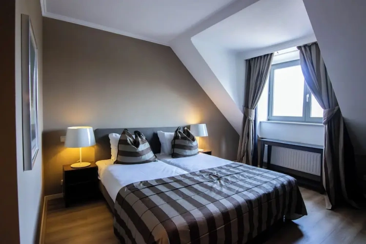 Comfort room