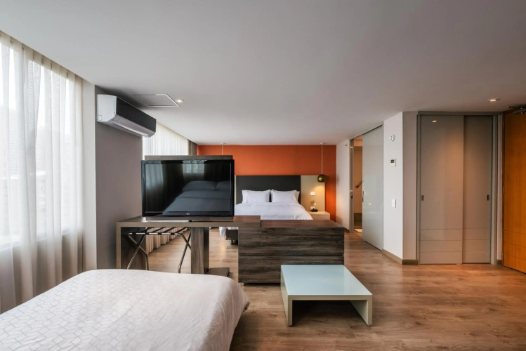 Holiday Inn Express & Suites Medellin